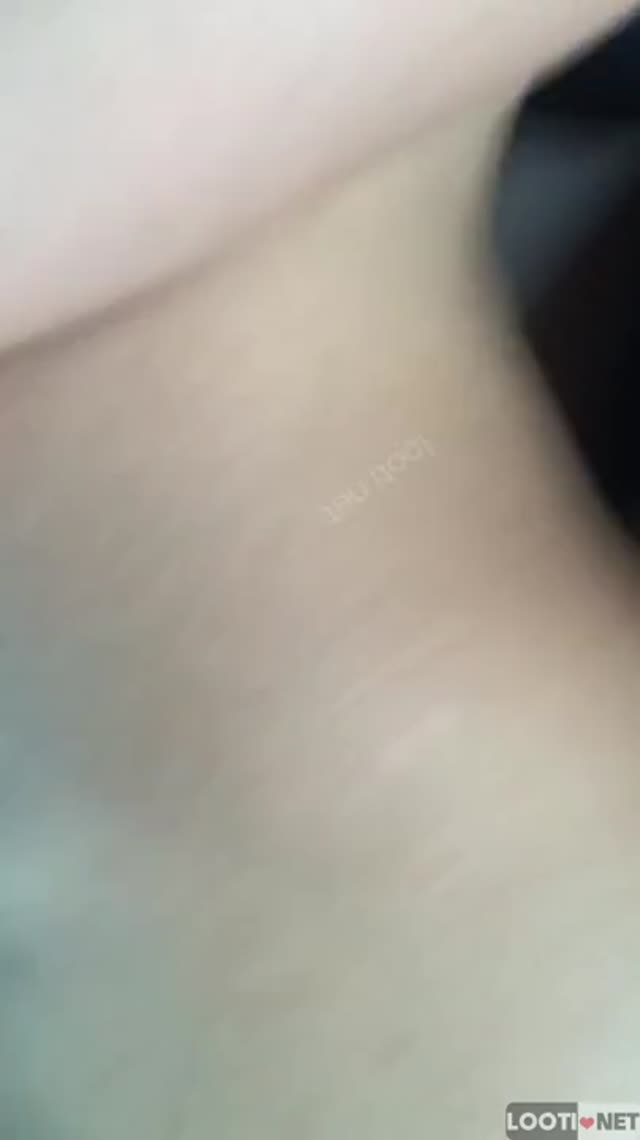 سکس با دوس دخترش صندلی عقب ماشین داگی میکنتش چقدرم خوشگله دختره