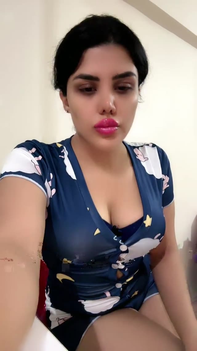 لایو سکسی خانم حشری و داغ ترک