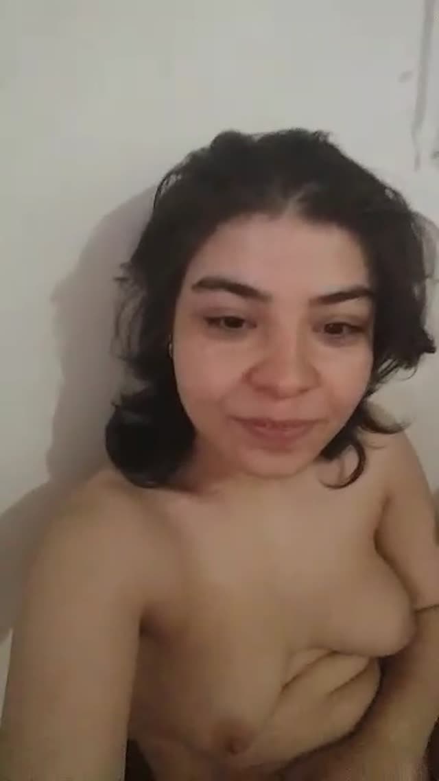 نمایش سلفی از دختر سکسی ایرانی