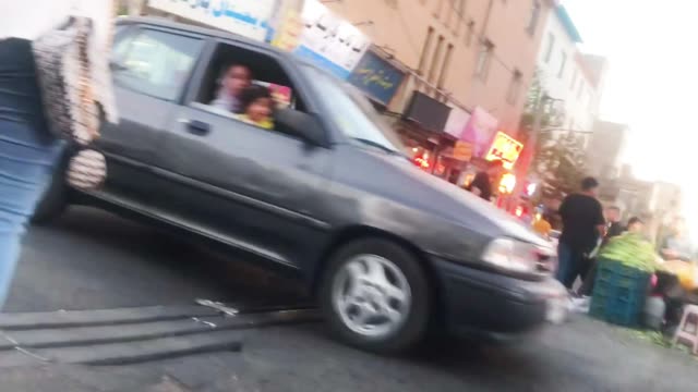 مخفی خیابونی از کون و رون خوش استایل