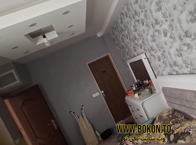 میلف سکسی بعد از حمام لباس میپوشه.mp4