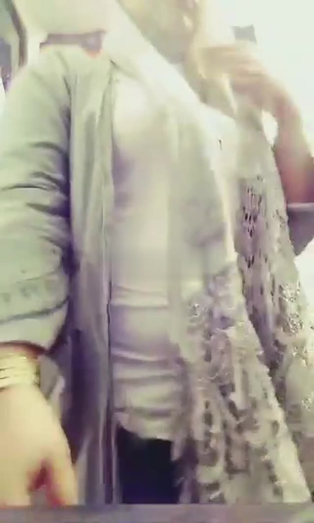 بدن نمایی خانم تپل و مو بلوند ایرانی