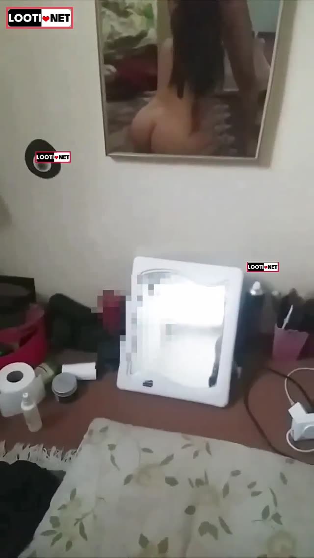 فیلم با چهره از دوست‌دخترش که داره براش ساک میزنه