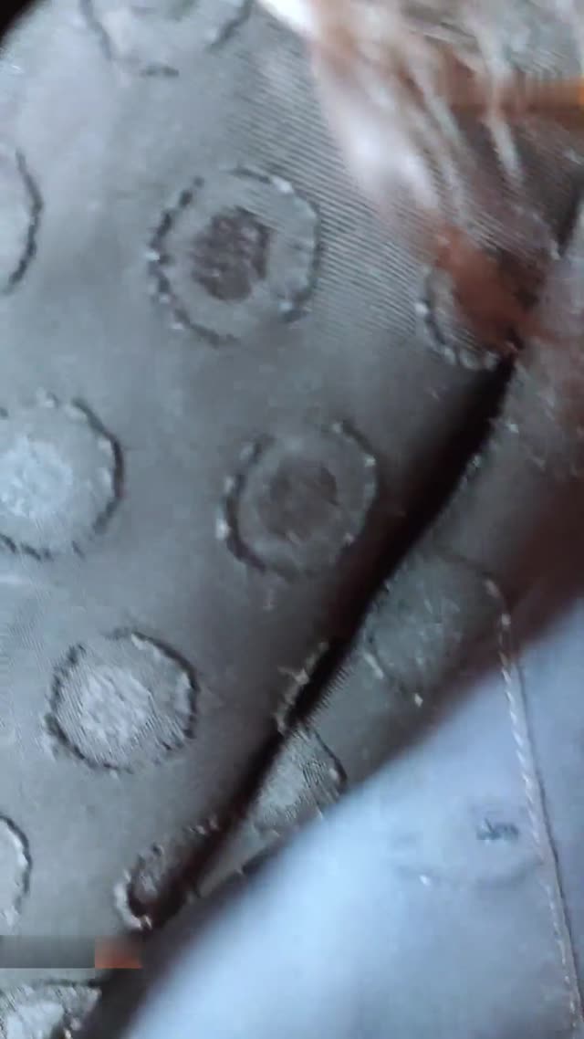 اول عشق بازی میکنن و دختره رو لخت میکنه بعد به صورت داگی سکس میکنن