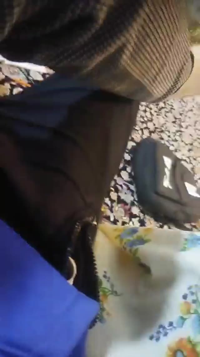 مخفی از زن سکسی با شورت