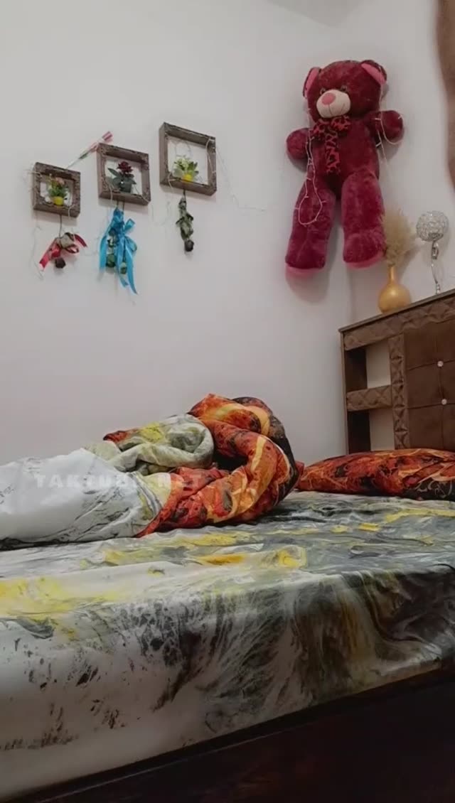 قمبل و نمایش کون از میلف وطنی