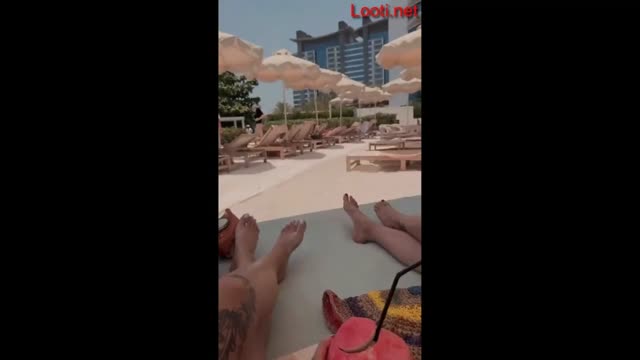 لایو دختر ایرانی با شورت و سوتین زرد