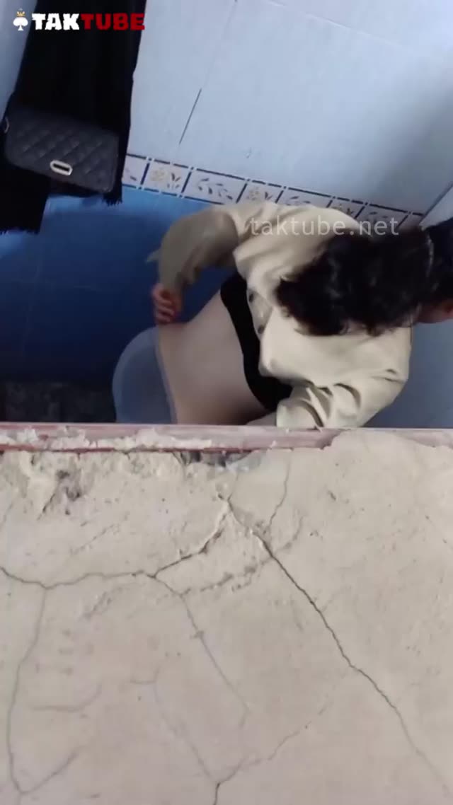 مخفی از توالت زنونه پارت سوم