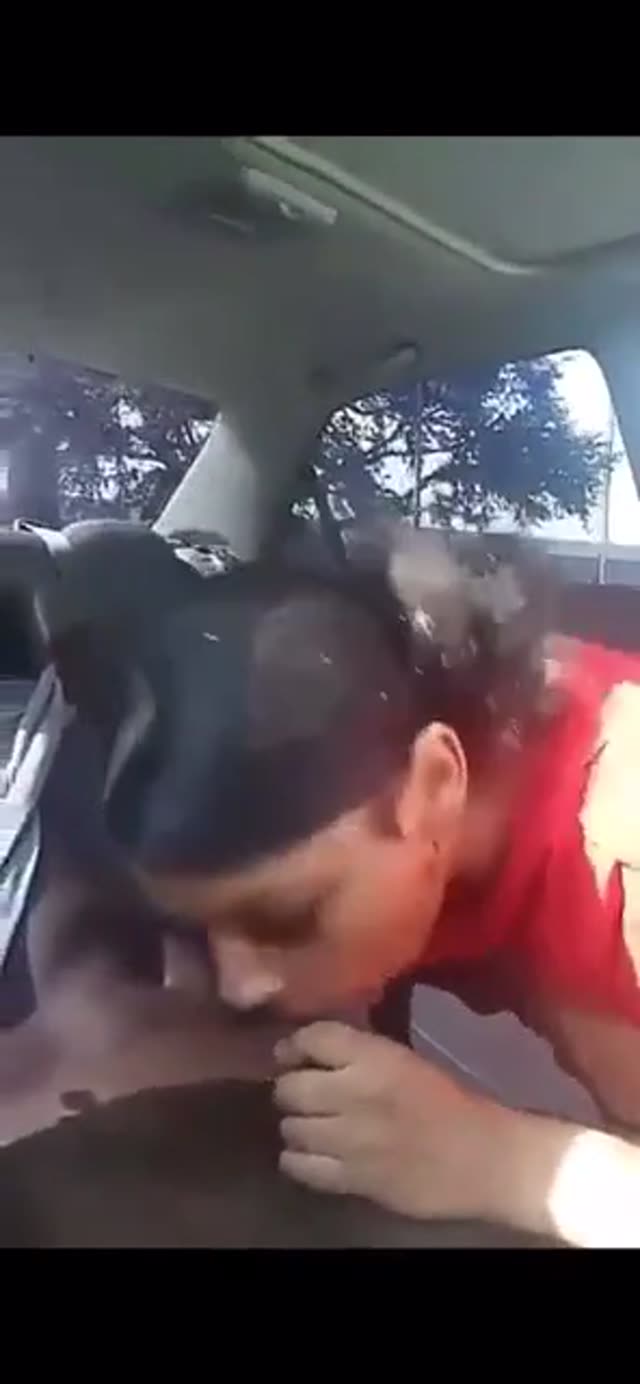 Ebony GF getting mouth fucked in the car