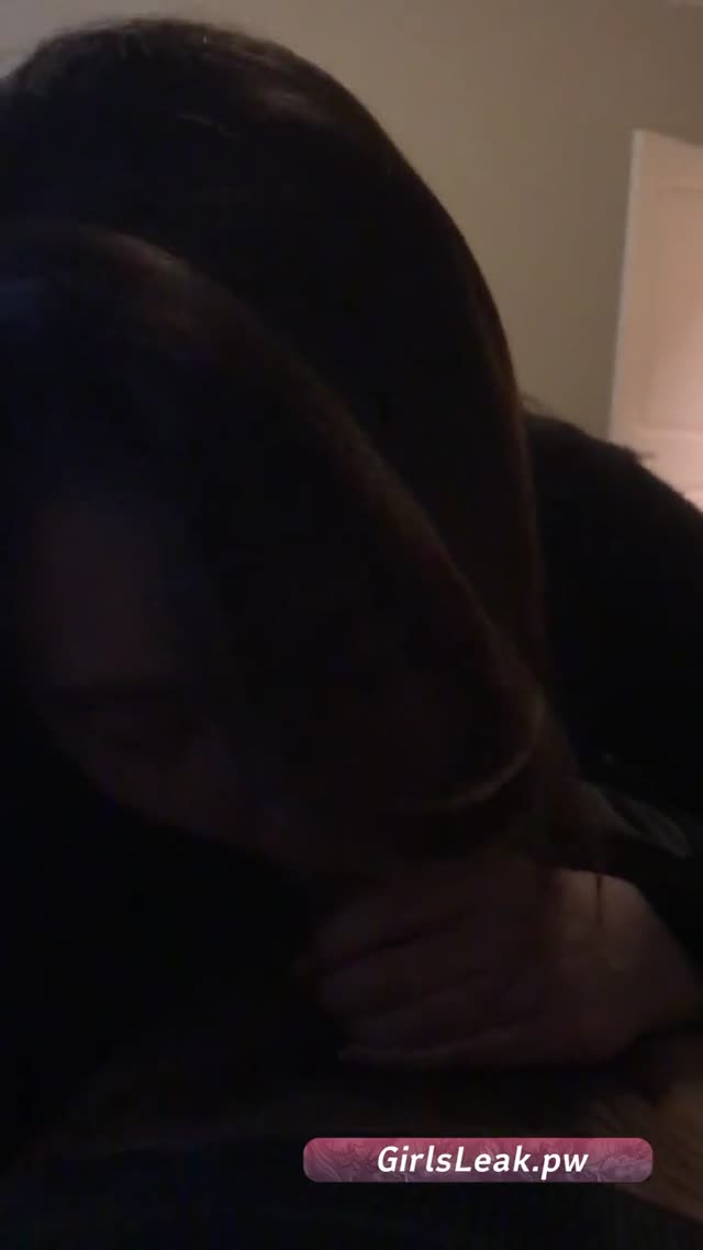 Asian teen sucking small penis