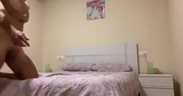 Homemade slut sextape · qzI5PqV7