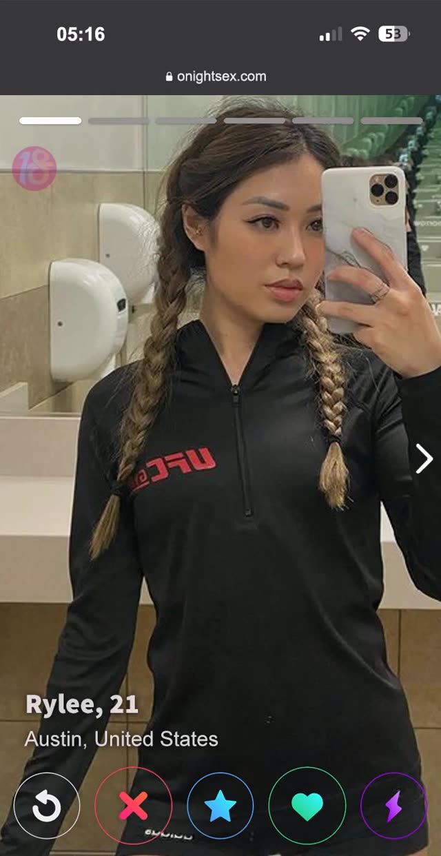 Petite Asian Fucked by Horny Big Cock