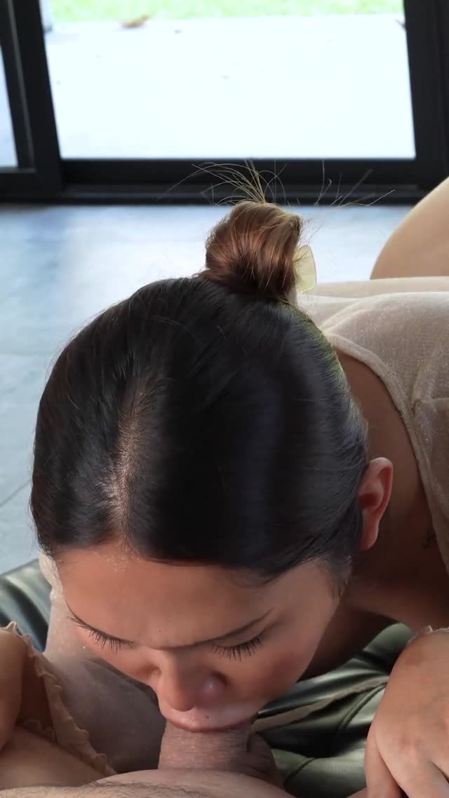 کدومش 💦💜😋