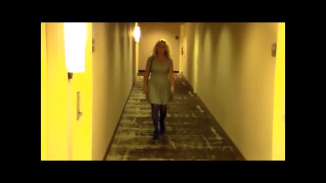 Hotwife meets BBC in hotel for creampie