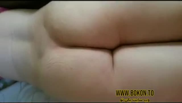 Showing Off Wife’s Big Sexy Butt.mp4