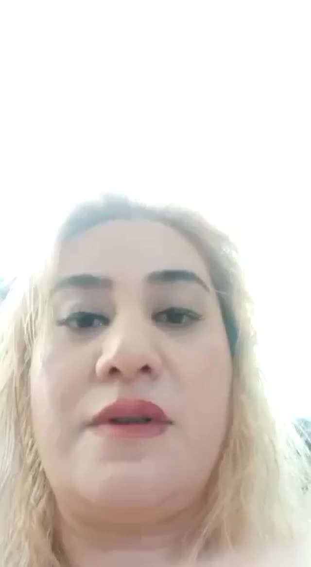 بدن نمایی میلف حشری و ناز
