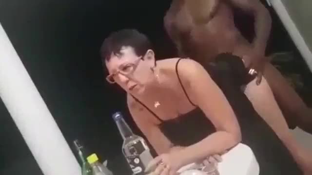 🔞سکس دربرابر چشمان دوستان! (فیلم pubilc sex)
