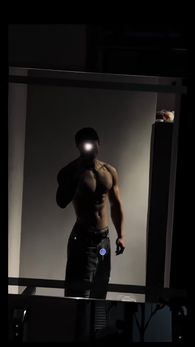 .A.جذابیت و زیبایی مرد ها:)💪🏻