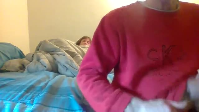 Chubby wife fucking in the bed