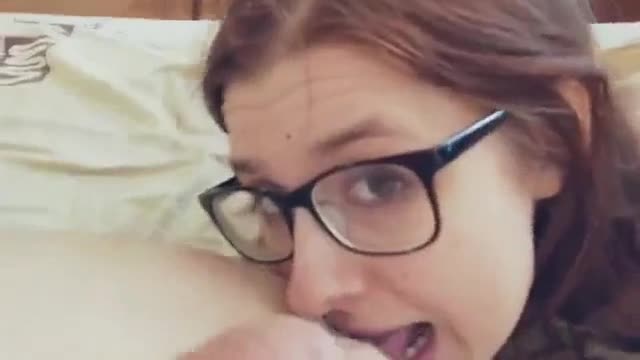 Nerdy nympho gets her holes used