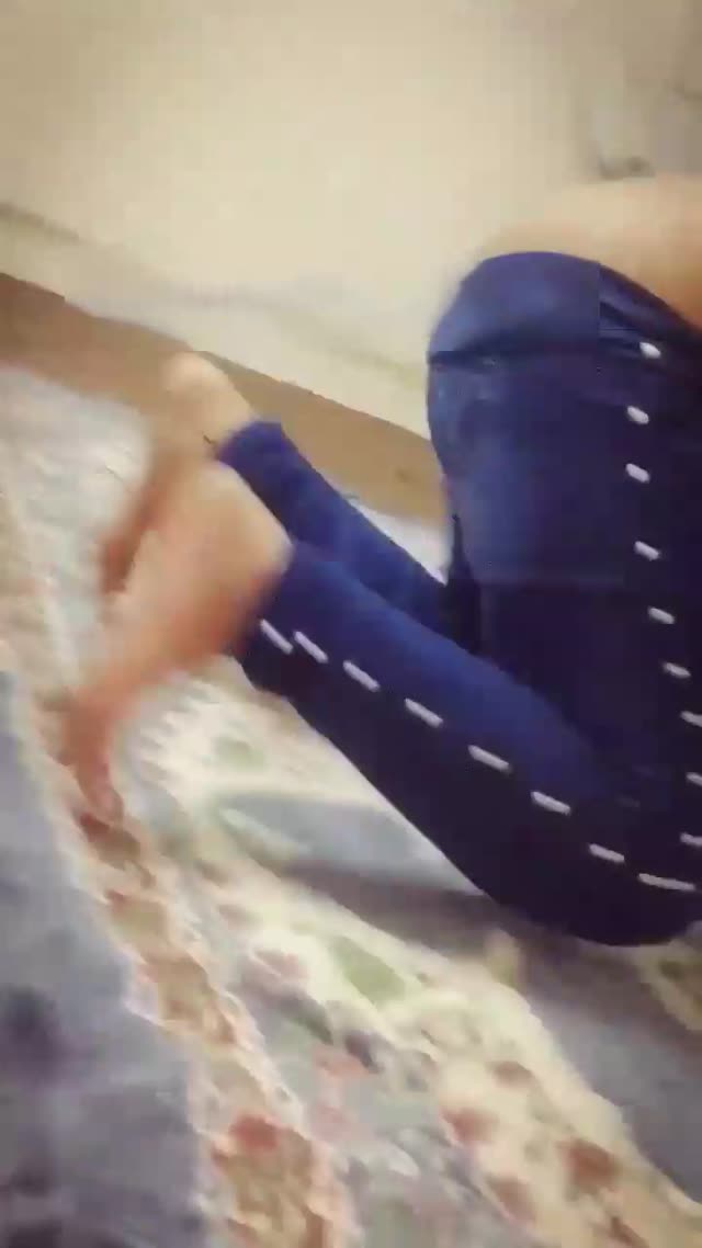 نمایش کص و کون از زن ایرانی