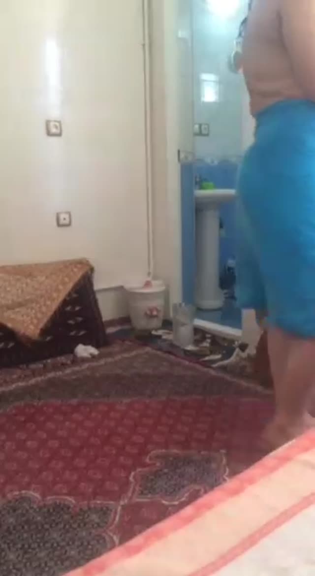 مخفی از زن ایرانی با حوله