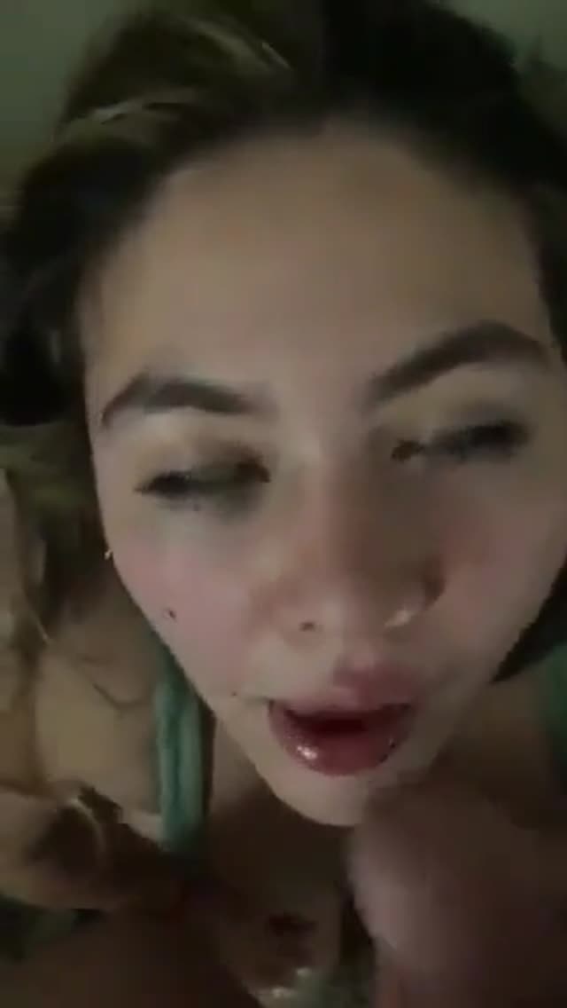 Cutie asian begging for hot load