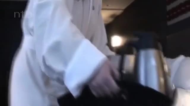 Milf gets bbc on vacation in hotel