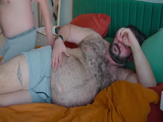 ما وقتی اقامون حامله شد اینطوری ازش مراقبت کردیم 😌 (اگه از گی بدت میاد، نیا)