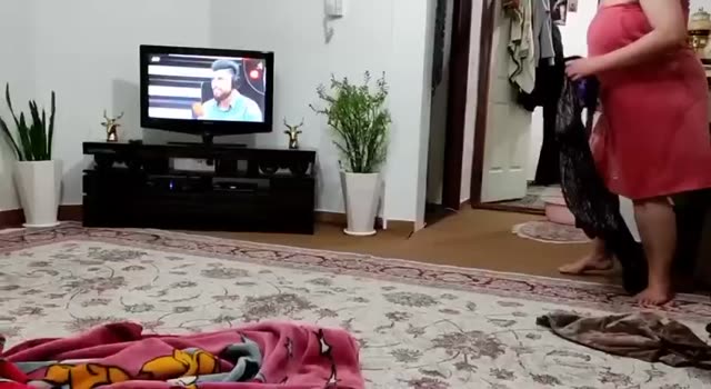 مخفی از زن ایرانی با حوله