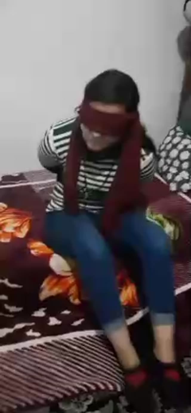 باندج دختر ایرانی رو تخت