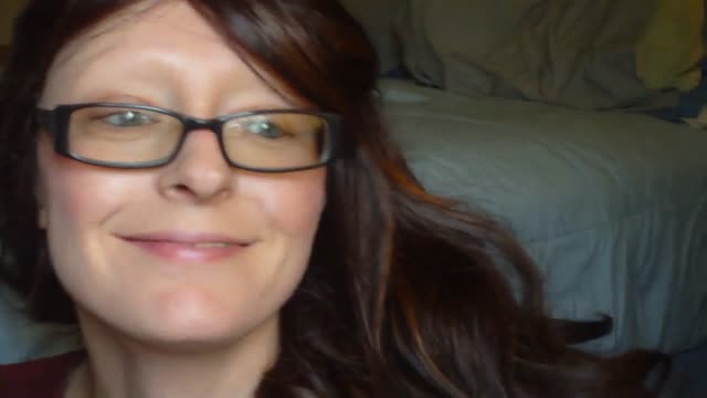Beautiful classy MILF sucking good dick on camera