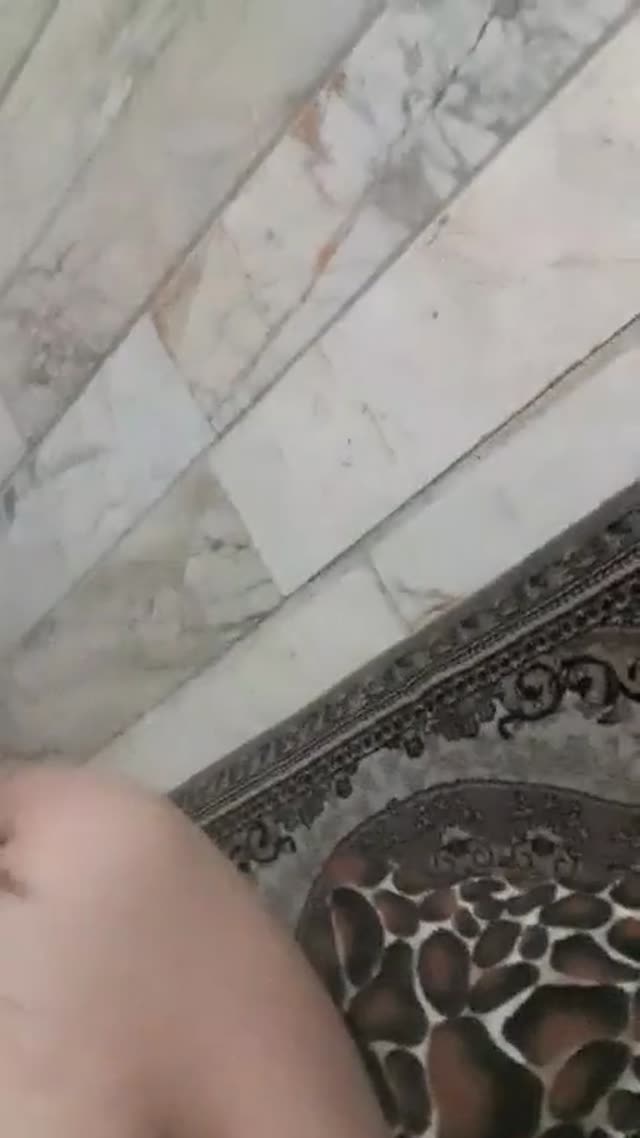 تو لایو براش ساک میزنه
