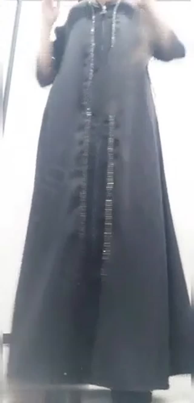 بدن نمایی با چادر از دختر حشری