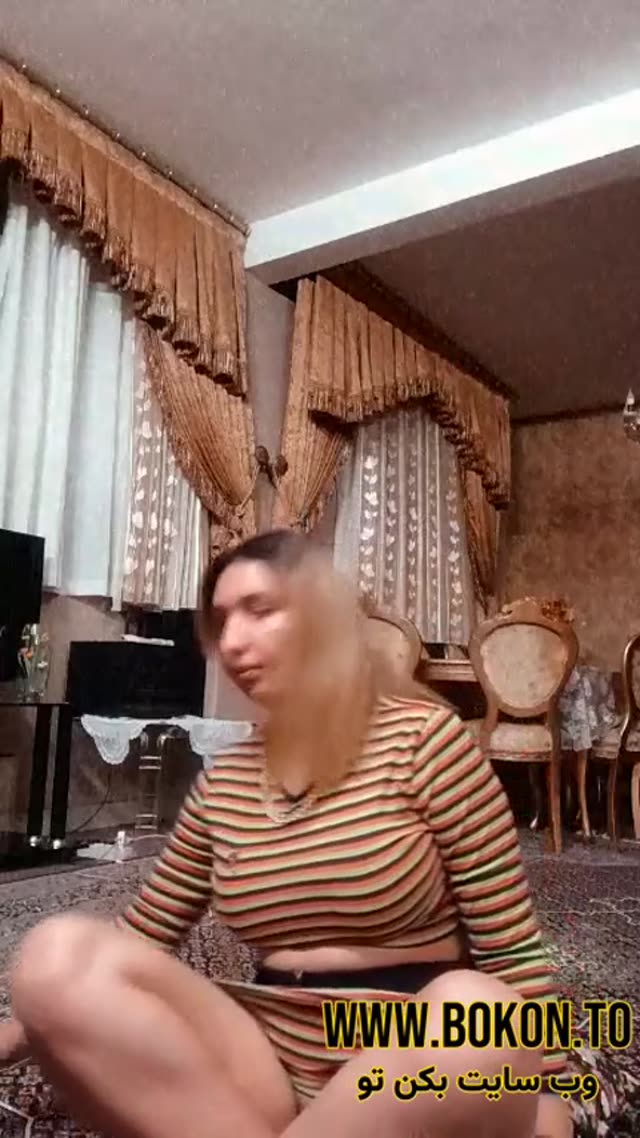 لایو کوتاه وطنی ساحل داف سفید خوش فرم ممه95.mp4