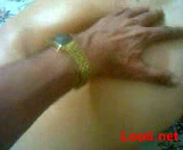 Massaging Wife’s Hot Big Ass & Pussy