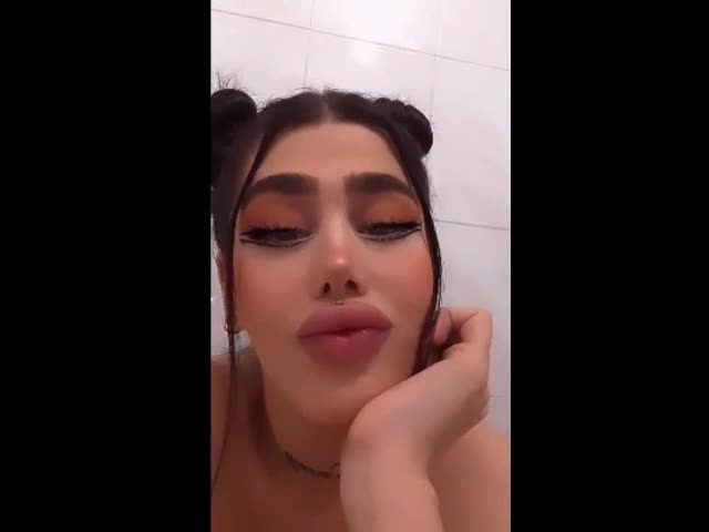 لایو سکسی دختر لخت ایرانی تو حمام