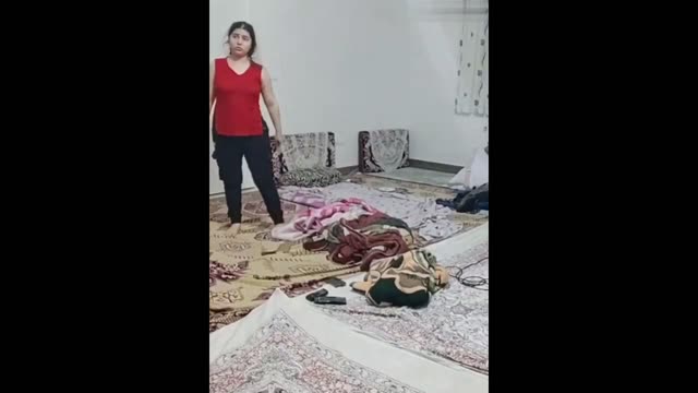 مخفی از نمایش ممه دختر گوشتی وطنی