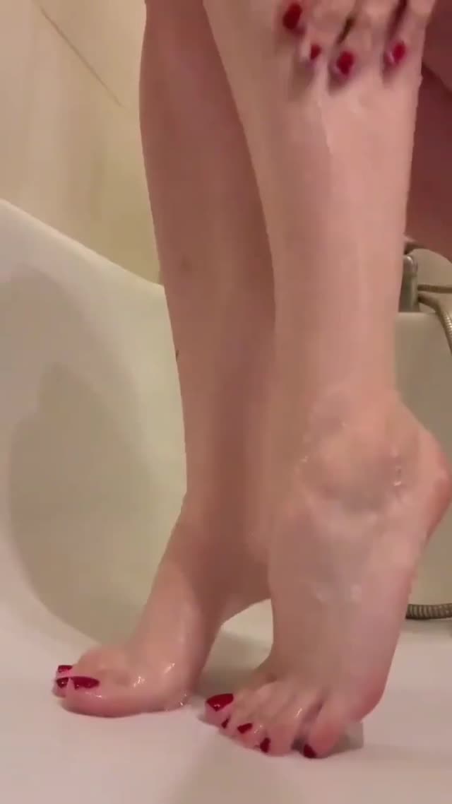 فوت فتیش هم نباشی بازم اینا واست جذابن 💦🤯👇🔥