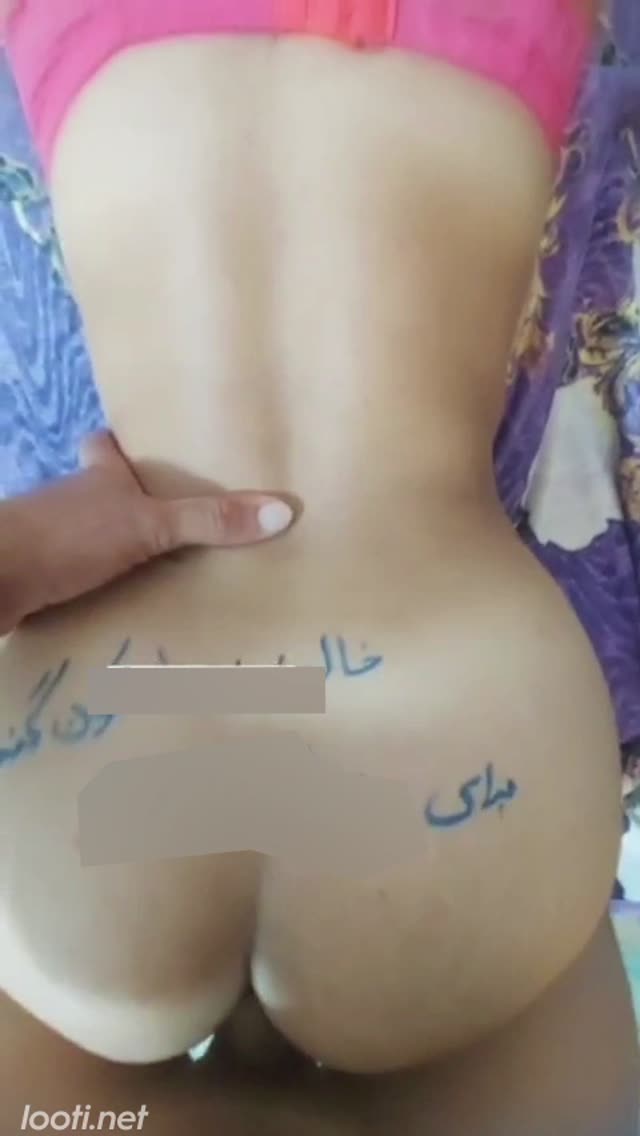 فیلم سکس VIP ایرانی با دختر توپور ایرانی و ممه های 95 فول طرف داگی داره میکنه
