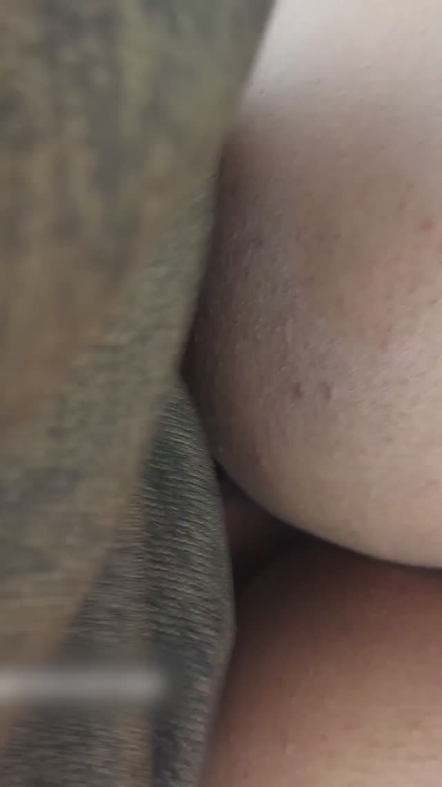 سکس با شوخی و خنده تو ماشین پارت دوم