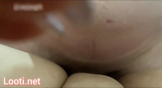 کیرشو میکنه تو کص تپل دوست دخترش
