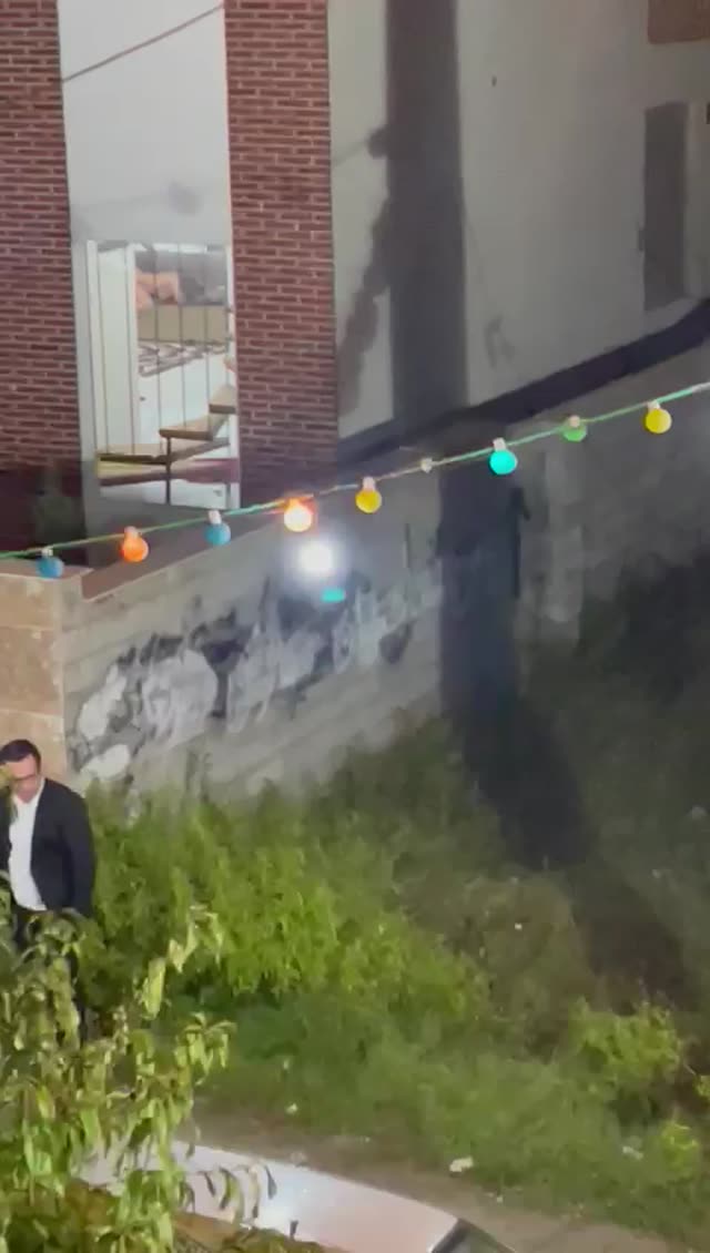[فیلم]دید زدن یواشکی😍