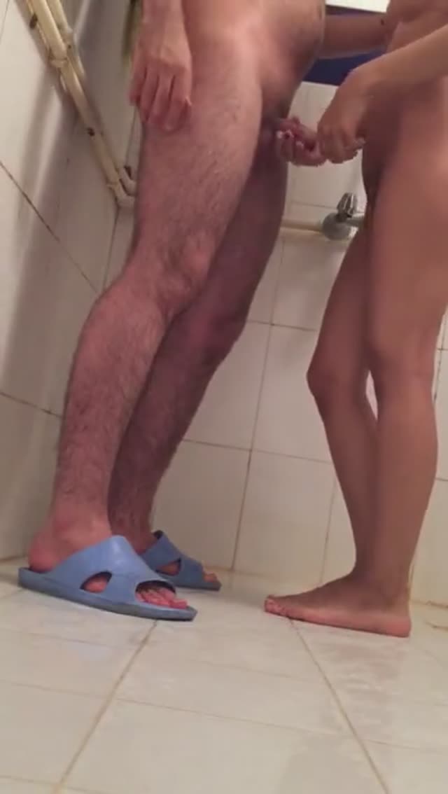 سکس دختر و پسر ایرانی تو حمام