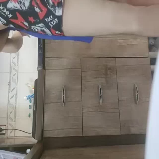 سکس با خانم ایرانی کنار کابینت
