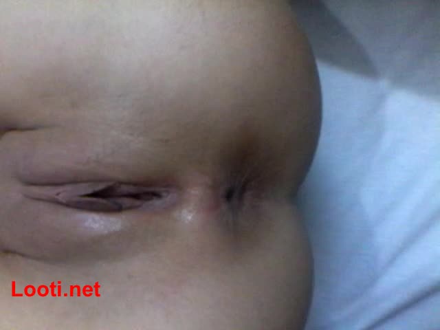 Beautiful Innie Pussy Get Fucked in Both Hole