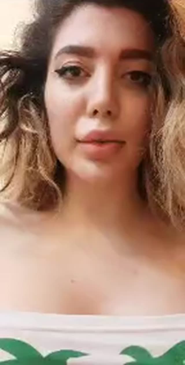 لایو 6 دقیقه ای سکسی از نسیم خانم