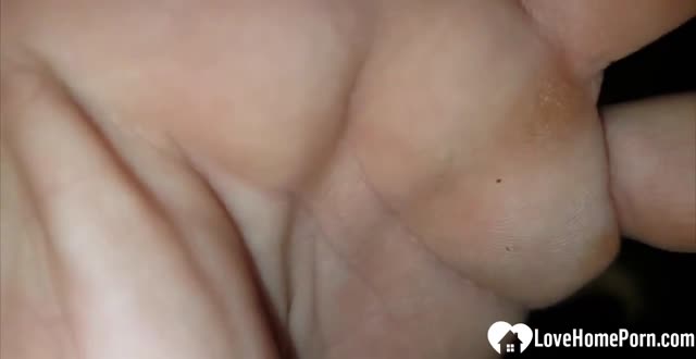 Creamy orgasm while play with her