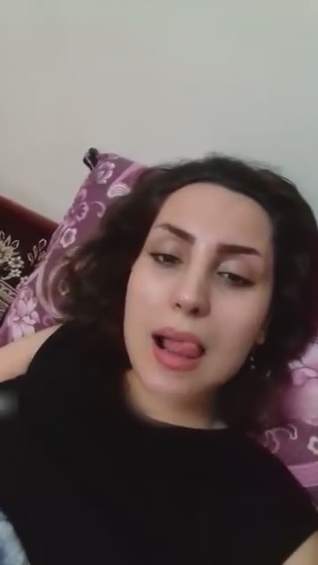خودارضایی مریم خانم و بدن نمایی قسمت اول