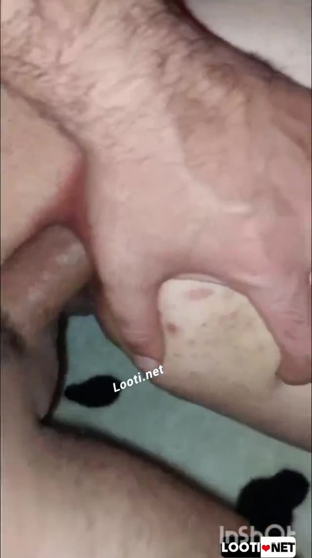 زن سن بالا رو از کون میکنه حسابی سوراخش باز شده تاته میره توش